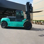 Stor hydraulisk drevet diesel gaffeltruck